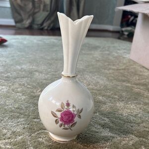 Lenox base with rose